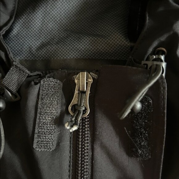 32 Degrees Men's Black Raincoat - Picture 2 of 3